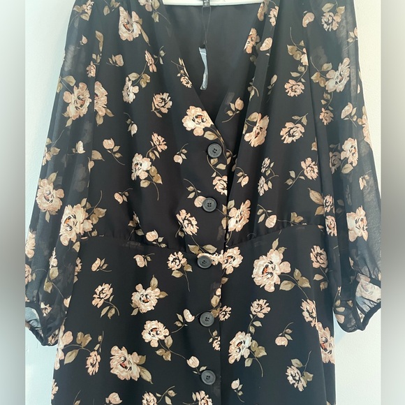 Dynamite dress- never worn - Picture 2 of 3